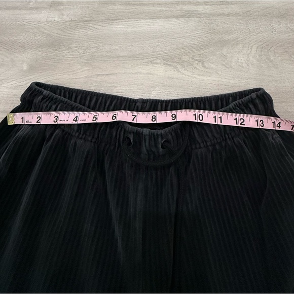 Nike Set of Sportswear Velour Half Zip Pullover and Wide Leg Pants Set Small - Picture 7 of 10